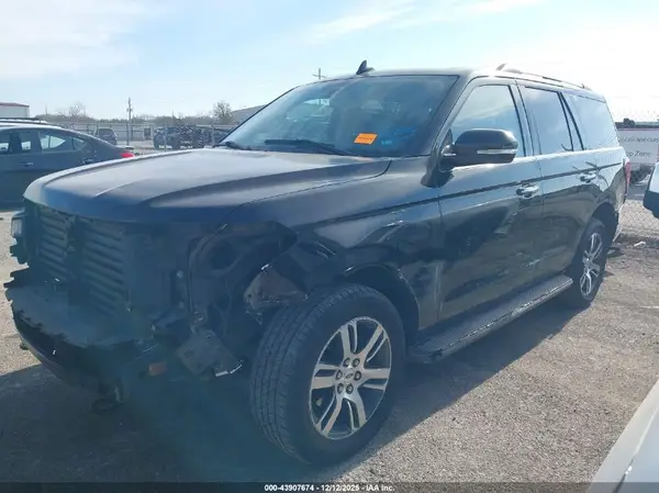 1FMJU2A8XPEA55637 2023 FORD EXPEDITION - Image 2