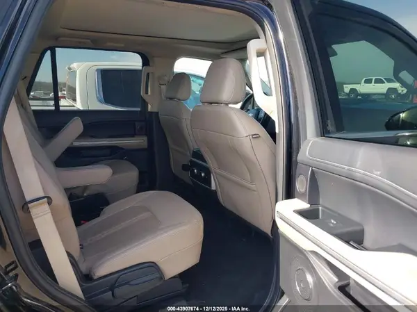 1FMJU2A8XPEA55637 2023 FORD EXPEDITION - Image 8