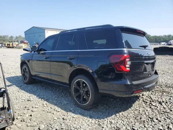 1FMJU2A8XREA27906 2024 FORD EXPEDITION - Image 2