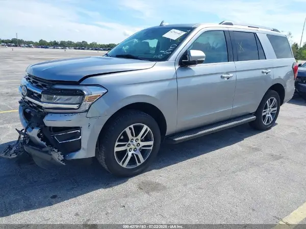 1FMJU2A8XREA48447 2024 FORD EXPEDITION - Image 2
