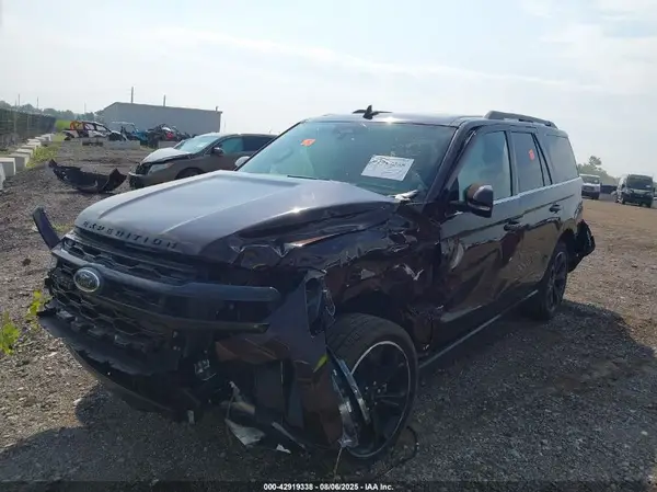 1FMJU2A8XREA76765 2024 FORD EXPEDITION - Image 2