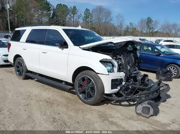 1FMJU2AG1PEA38121 2023 FORD EXPEDITION - Image 1