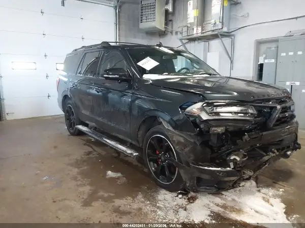 1FMJU2AG6REA23665 2024 FORD EXPEDITION - Image 1