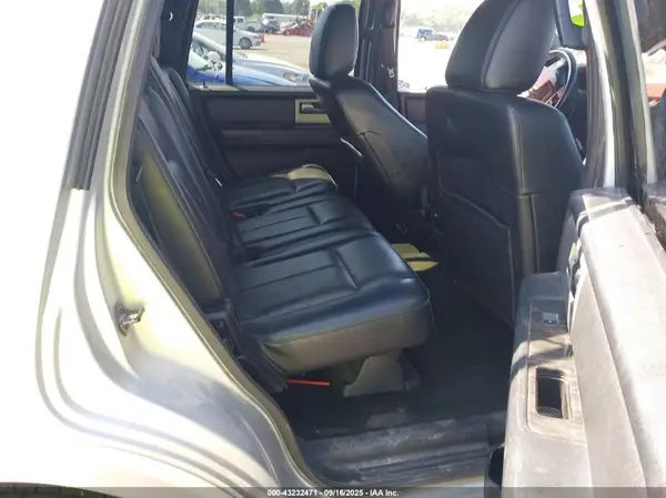 1FMJU2AT0GEF53141 2016 FORD EXPEDITION - Image 8