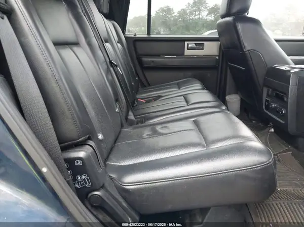 1FMJU2AT0HEA33877 2017 FORD EXPEDITION - Image 8