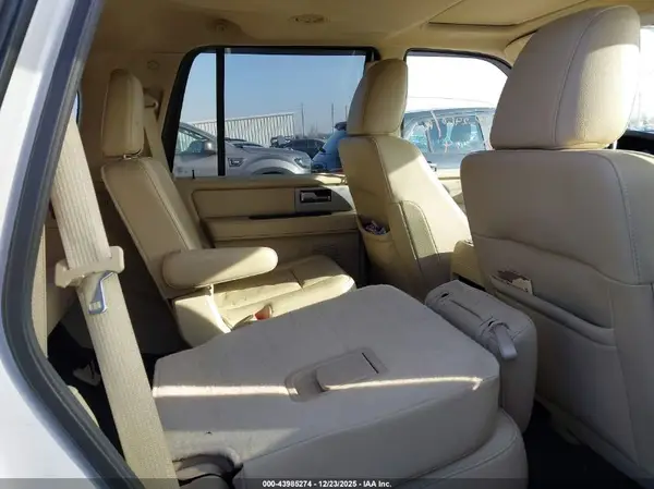 1FMJU2AT1HEA42460 2017 FORD EXPEDITION - Image 8