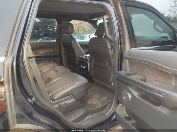 1FMJU2AT2JEA35586 2018 FORD EXPEDITION - Image 8