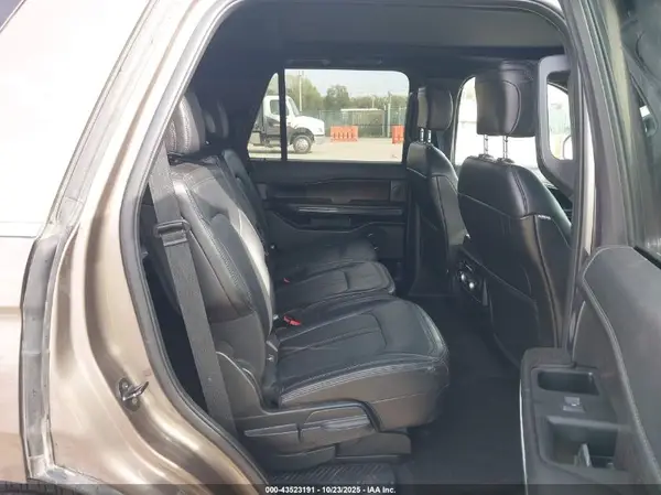 1FMJU2AT2JEA64330 2018 FORD EXPEDITION - Image 8