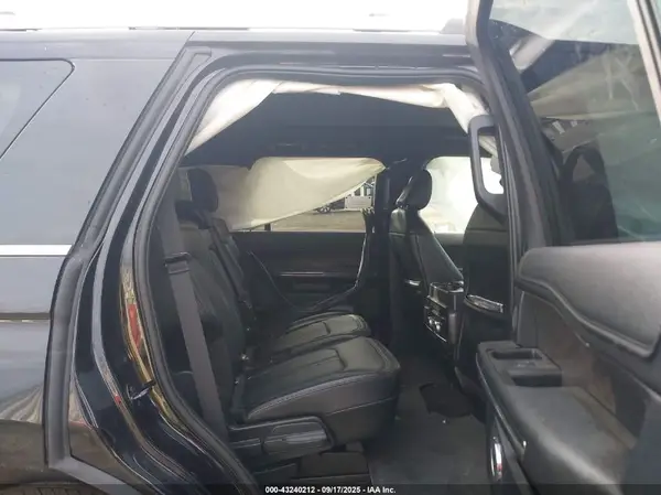 1FMJU2AT3MEA05128 2021 FORD EXPEDITION - Image 8
