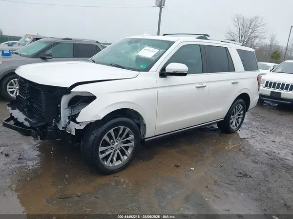 1FMJU2AT4JEA35556 2018 FORD EXPEDITION - Image 2