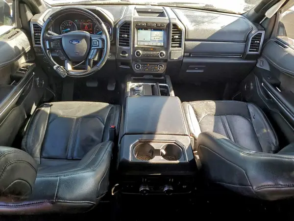 1FMJU2AT4JEA63762 2018 FORD EXPEDITION - Image 8