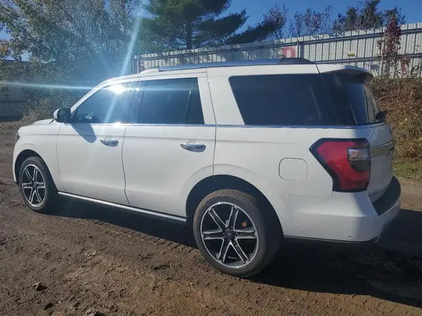 1FMJU2AT4MEA44021 2021 FORD EXPEDITION - Image 2