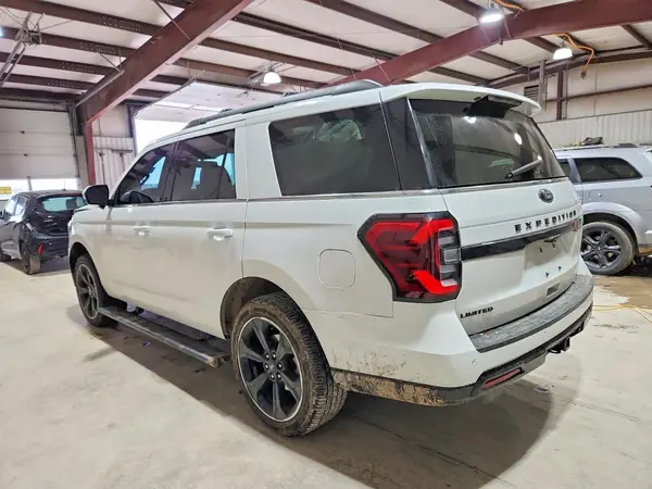 1FMJU2AT4NEA62357 2022 FORD EXPEDITION - Image 2