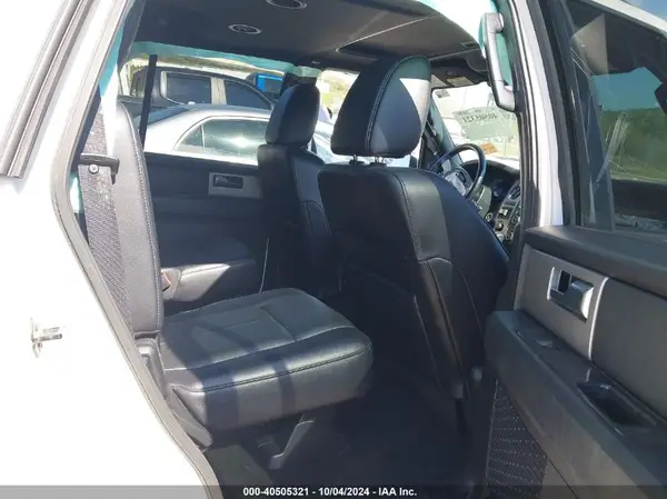 1FMJU2AT5HEA72562 2017 FORD EXPEDITION - Image 8