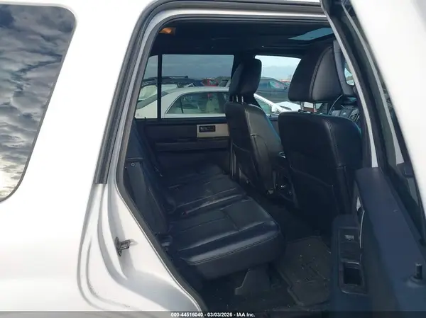 1FMJU2AT6GEF42340 2016 FORD EXPEDITION - Image 8