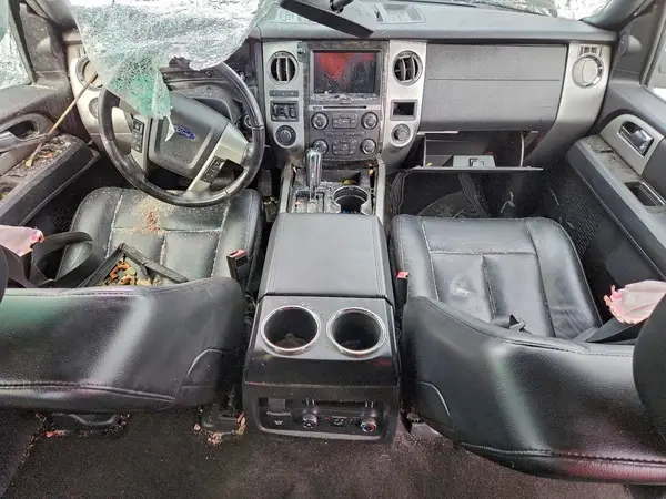 1FMJU2AT7GEF29547 2016 FORD EXPEDITION - Image 8