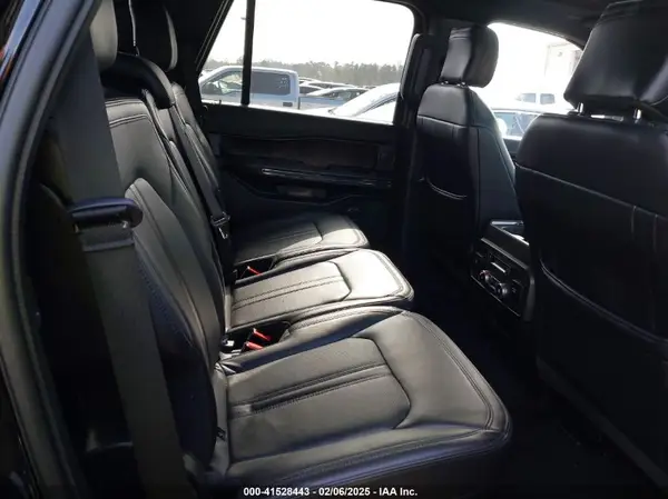 1FMJU2AT7KEA06831 2019 FORD EXPEDITION - Image 8