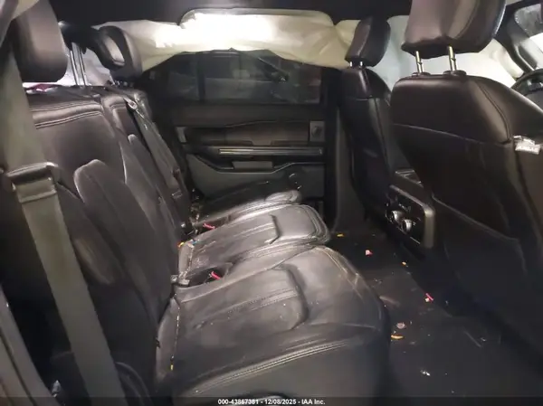 1FMJU2AT7KEA35701 2019 FORD EXPEDITION - Image 8