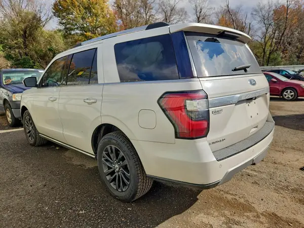 1FMJU2AT7KEA45726 2019 FORD EXPEDITION - Image 2