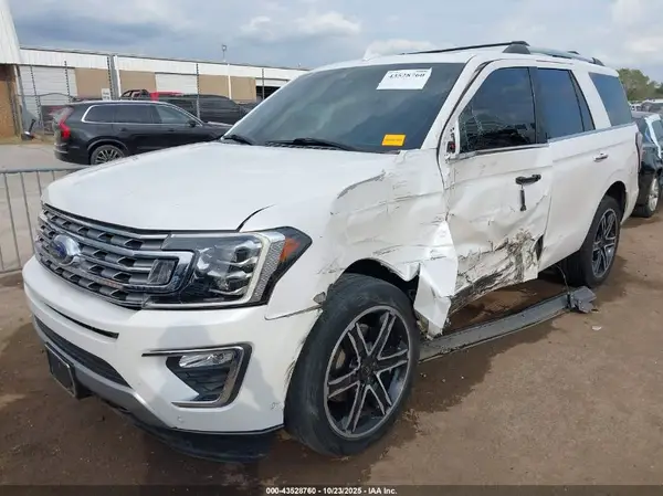 1FMJU2AT7KEA46116 2019 FORD EXPEDITION - Image 2