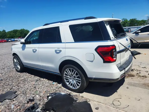 1FMJU2AT7NEA08177 2022 FORD EXPEDITION - Image 2