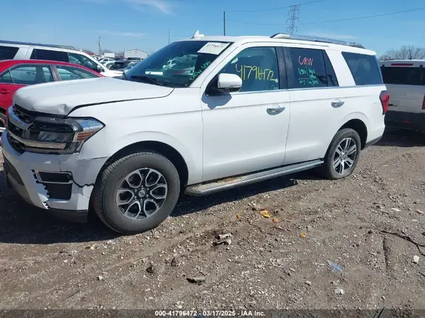 1FMJU2AT7NEA67407 2022 FORD EXPEDITION - Image 2