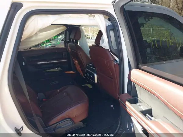 1FMJU2AT7NEA67407 2022 FORD EXPEDITION - Image 8