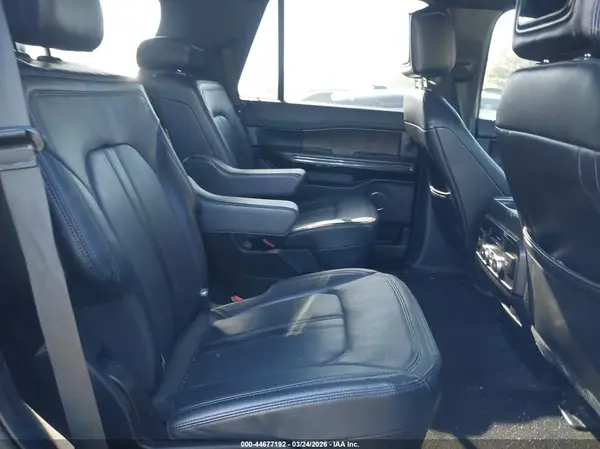 1FMJU2AT8JEA14323 2018 FORD EXPEDITION - Image 8