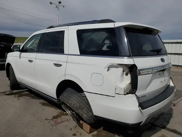 1FMJU2AT8JEA19134 2018 FORD EXPEDITION - Image 2