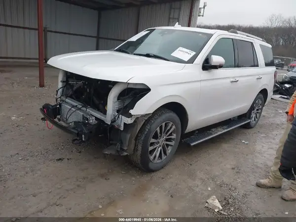1FMJU2AT8JEA21756 2018 FORD EXPEDITION - Image 2