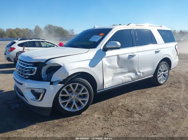 1FMJU2AT8JEA69323 2018 FORD EXPEDITION - Image 2