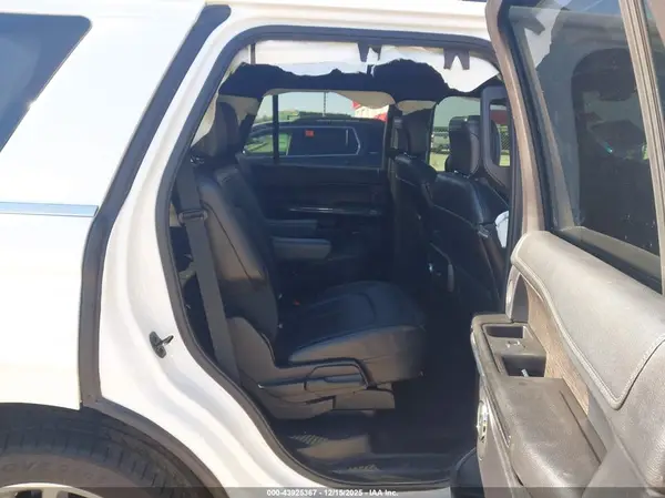 1FMJU2AT8JEA69323 2018 FORD EXPEDITION - Image 8