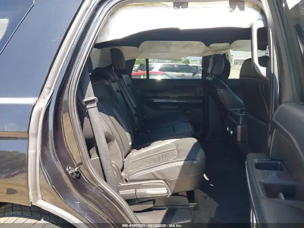 1FMJU2AT8KEA57190 2019 FORD EXPEDITION - Image 8
