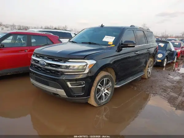 1FMJU2AT8NEA00721 2022 FORD EXPEDITION - Image 2
