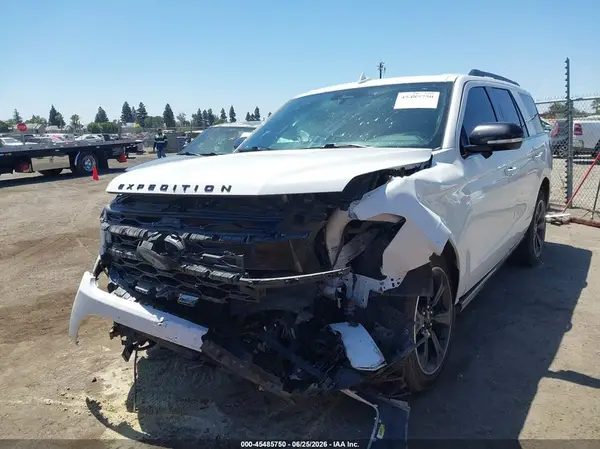 1FMJU2AT8NEA09211 2022 FORD EXPEDITION - Image 2