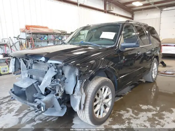 1FMJU2AT9HEA10095 2017 FORD EXPEDITION - Image 2