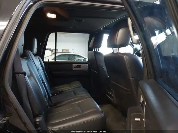 1FMJU2AT9HEA10095 2017 FORD EXPEDITION - Image 8