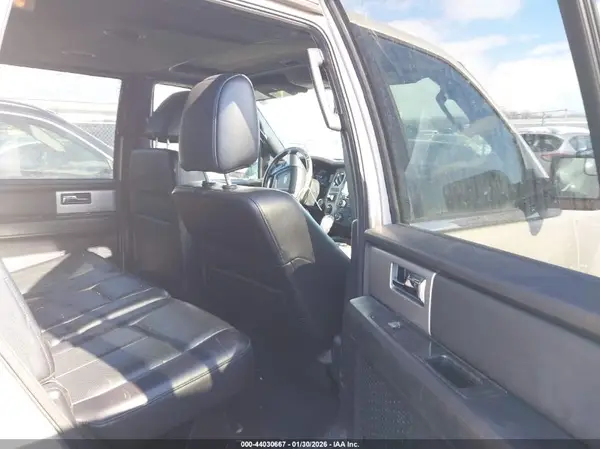 1FMJU2AT9HEA53576 2017 FORD EXPEDITION - Image 8