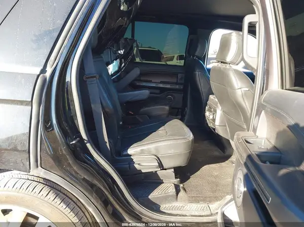 1FMJU2AT9JEA58394 2018 FORD EXPEDITION - Image 8