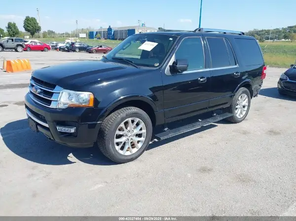 1FMJU2ATXHEA04953 2017 FORD EXPEDITION - Image 2