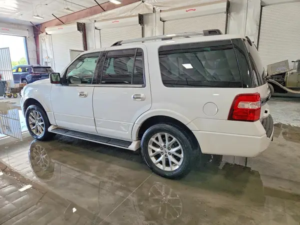 1FMJU2ATXHEA28542 2017 FORD EXPEDITION - Image 2