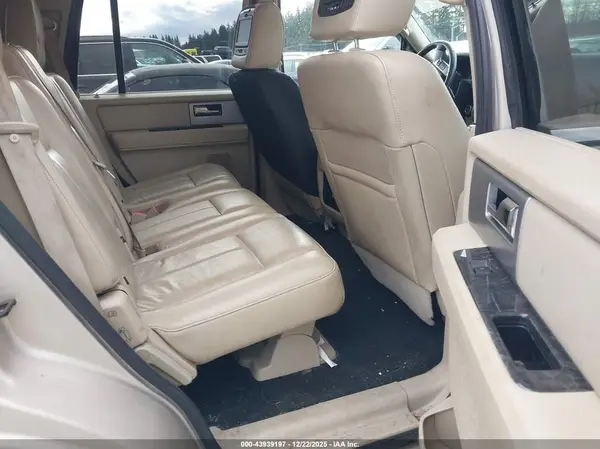 1FMJU2ATXHEA57474 2017 FORD EXPEDITION - Image 8