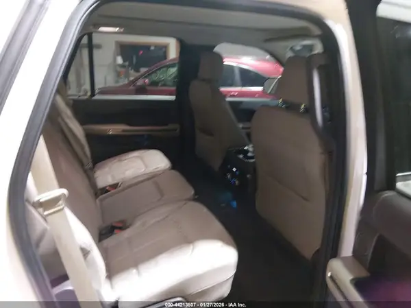 1FMJU2ATXJEA01038 2018 FORD EXPEDITION - Image 8