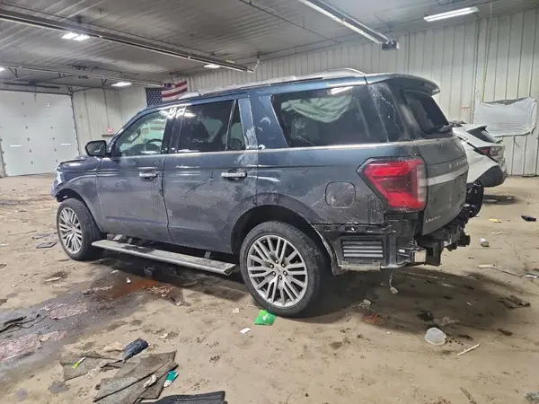 1FMJU2ATXNEA48172 2022 FORD EXPEDITION - Image 2