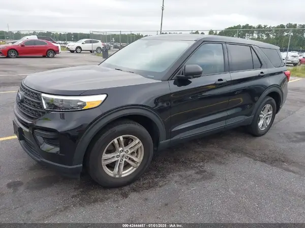 1FMSK7BH0NGA04302 2022 FORD EXPLORER - Image 2
