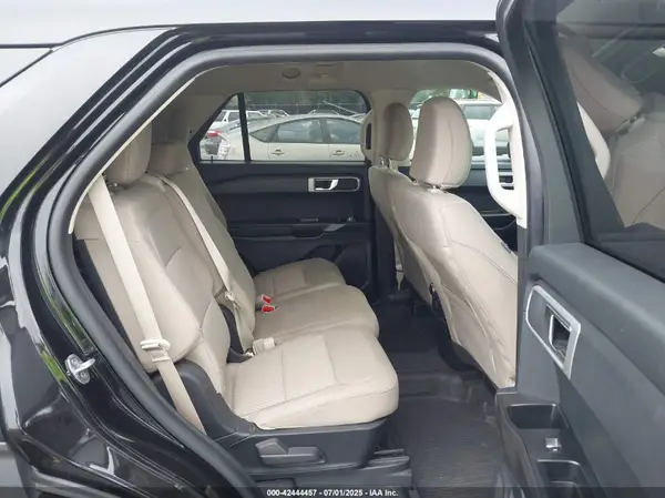 1FMSK7BH0NGA04302 2022 FORD EXPLORER - Image 8