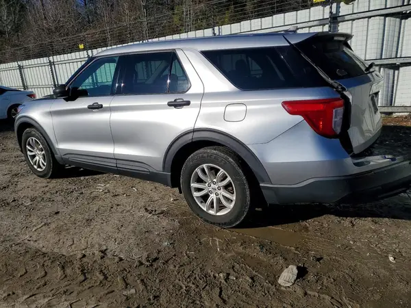 1FMSK7BH1MGA38294 2021 FORD EXPLORER - Image 2