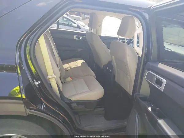 1FMSK7BH1MGA42135 2021 FORD EXPLORER - Image 8