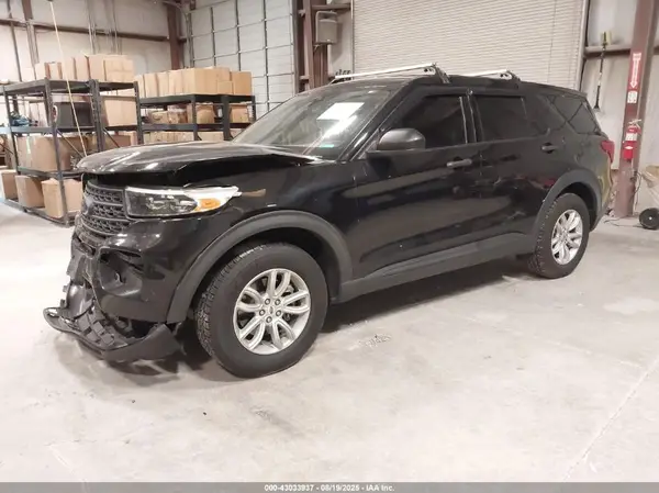 1FMSK7BH1MGA67701 2021 FORD EXPLORER - Image 2