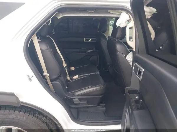 1FMSK7BH1MGB12250 2021 FORD EXPLORER - Image 8